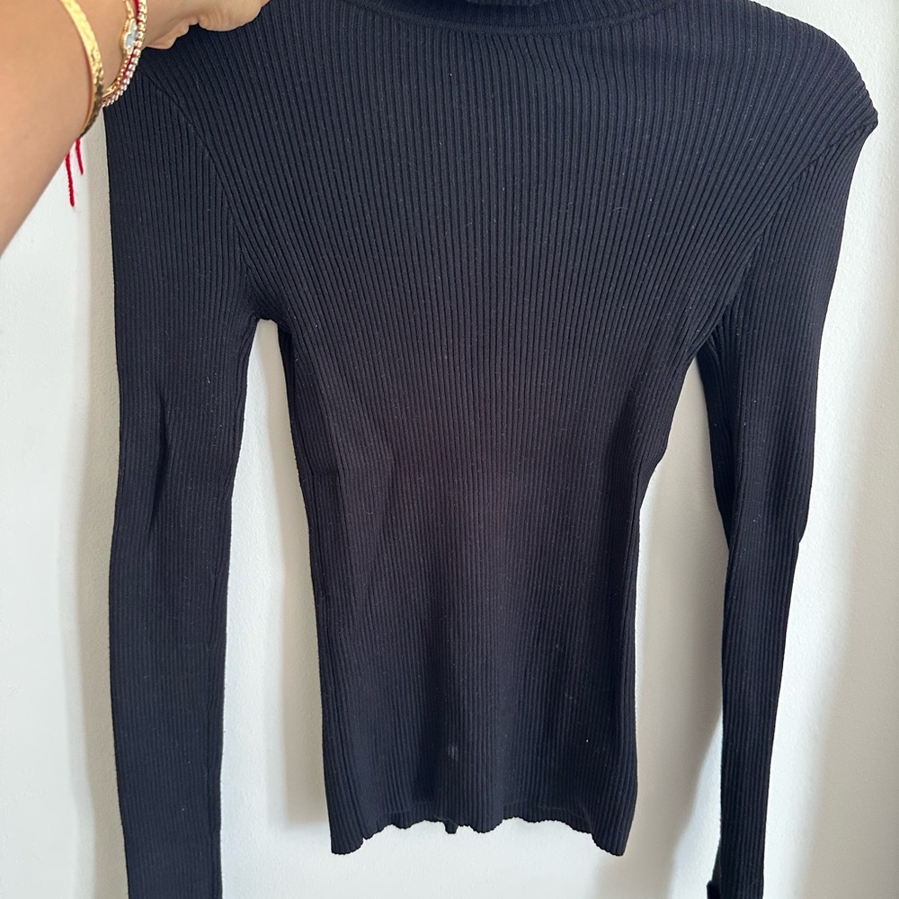 Forever 21 Black Ribbed Fitted Long Sleeve Tee
